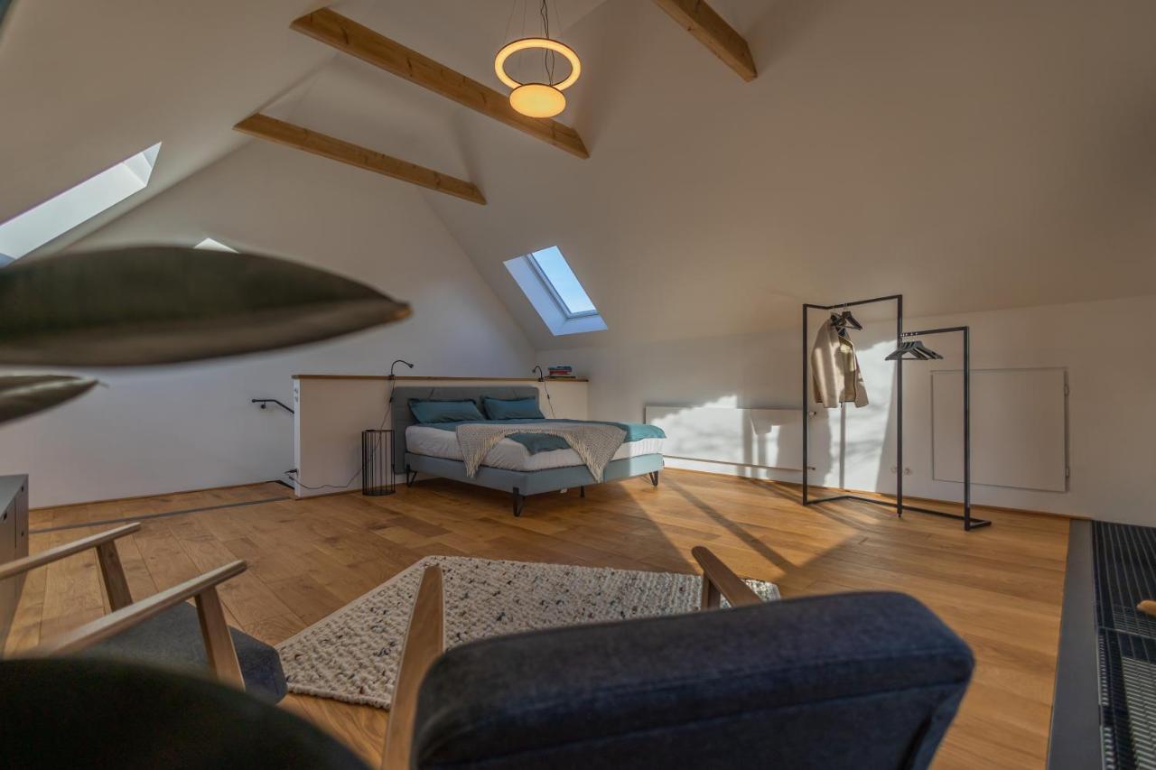 Modernes Ferien- Und Messezimmer In Idyllischer Lage Nordstemmen エクステリア 写真